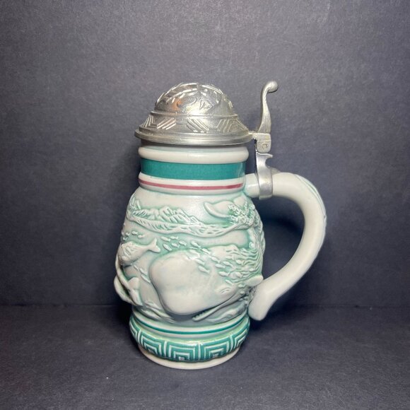 VTG 1992 Avon Porcelain & Pewter Nautical Endangered Species Sperm Whale Stein - Picture 1 of 8